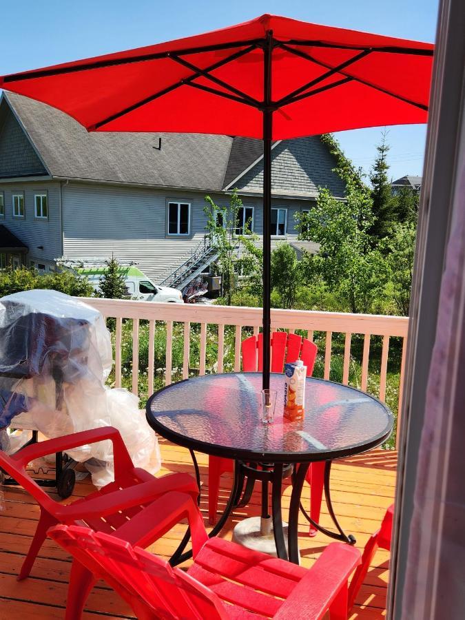 Maison Chaleureuse, Energetique Et Florale Sherbrooke Extérieur photo